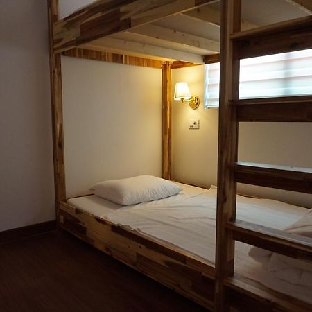 P.S Guesthouse Itaewon Seúl Exterior foto